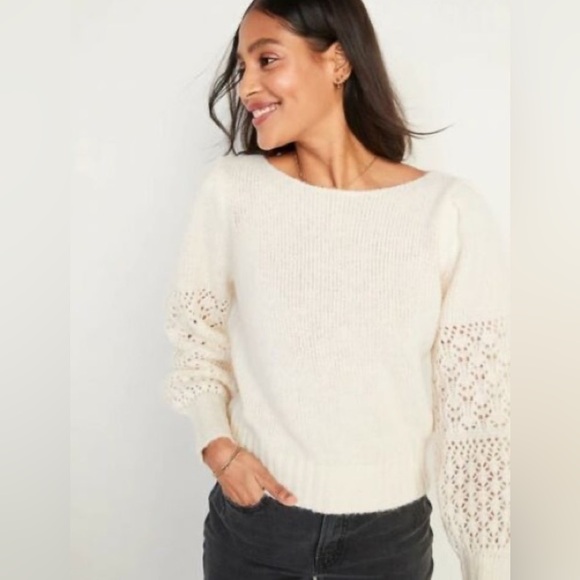 Old Navy Sweaters - Old Navy Cream Knit Puff Sleeve Sweater